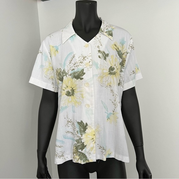 VTG vanity fair / floral button short sleeve shirt - Picture 1 of 10